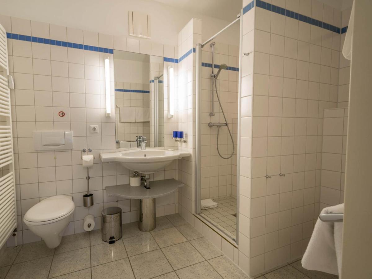 Kaiservillen Heringsdorf - Ferienwohnung Mit 1 Schlafzimmer Und Terrasse D204 מראה חיצוני תמונה